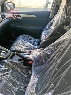 نيسان سيلفي